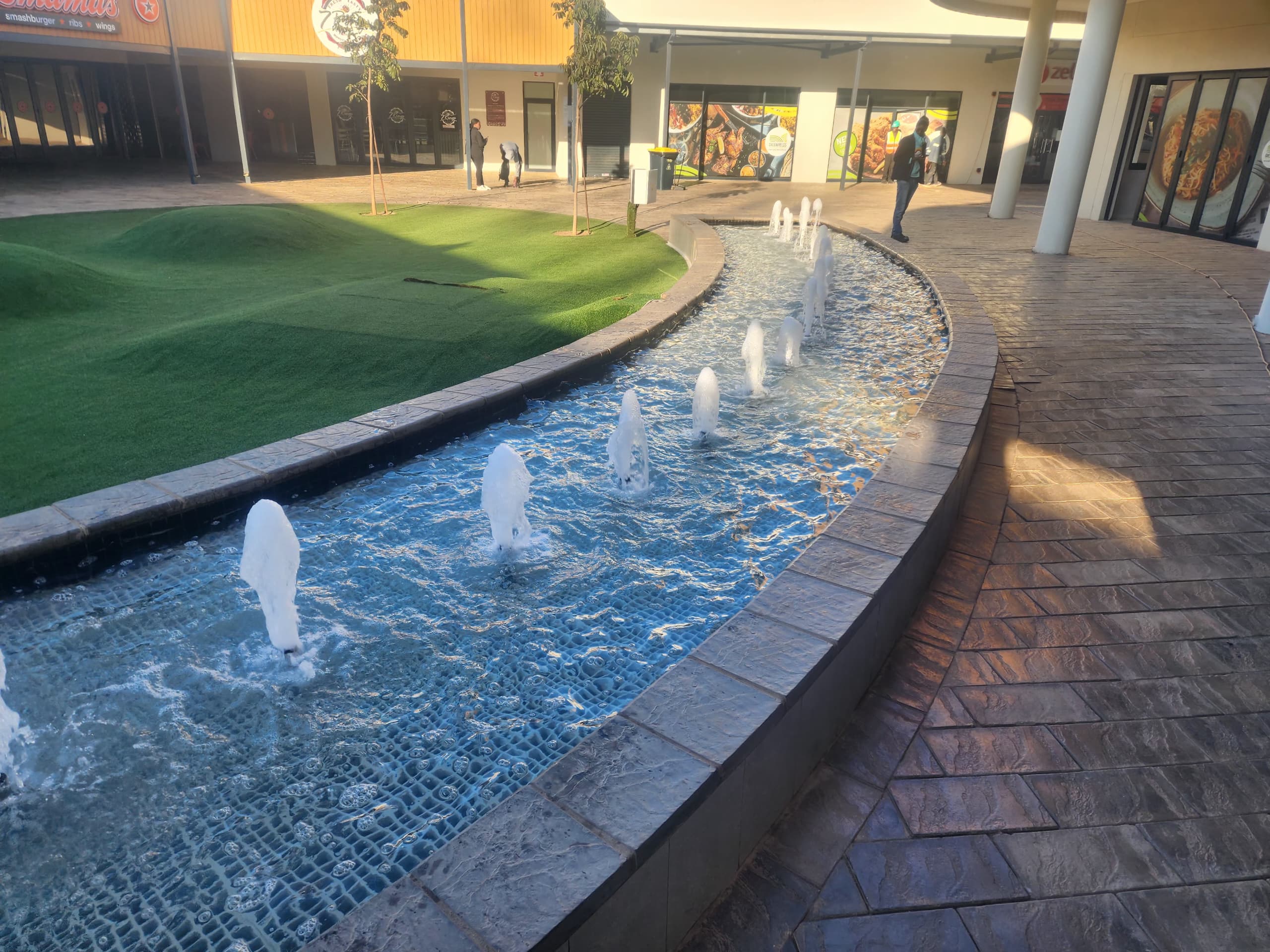 0cf03be9 b70f 40e0 b902 0b020db36f43